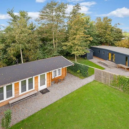 Villa Huskes Hus En Hiem - Rent As One - Chalets 65 & 66 Grou Exterior foto
