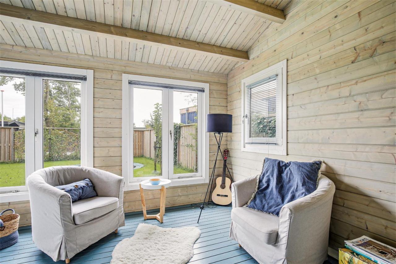 Villa Huskes Hus En Hiem - Rent As One - Chalets 65 & 66 Grou Exterior foto