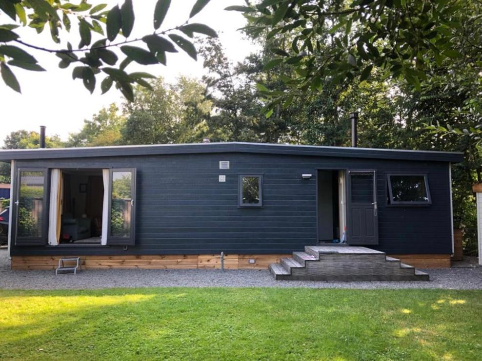 Villa Huskes Hus En Hiem - Rent As One - Chalets 65 & 66 Grou Exterior foto